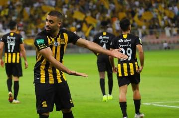 بالفيديو..الغوليادور "حمدالله" يتألق بثنائية ويتوج بلقب كأس السوبر السعودي