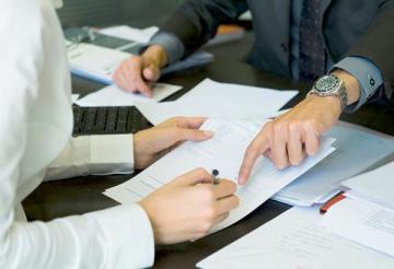 هل تستجيب الحكومة لمطلب تقديم صرف أجرة شهر شتنبر أم ستترك موظفيها فريسة سهلة لمؤسسات القروض الربوية؟