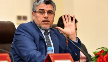 الرميد يدعو إلى وقف إضراب المحامين وينتقد تدبير الحكومة لملف قانون المهنة