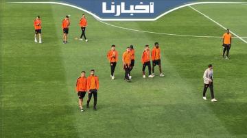 وصول لاعبي نهضة بركان إلى الملعب قبل النهائي أمام الزمالك