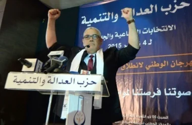أنباء عن حسم "بنكيران" لولايته الثالثة على رأس "المصباح" وغضب في صفوف معارضيه