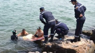 وقائع مؤلمة جدا أعقبت حادث غرق شاب بشاطئ الصخيرات ساعة قبل موعد الافطار