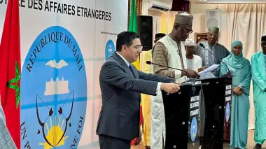 سحب الاعتراف المالي بالجمهورية الوهمية يكتب نهاية "الوصاية الجزائرية" في الساحل