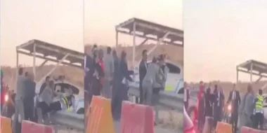 بالفيديو.. أهالي يعتدون على رجل مرور بالاردن بعد إيقافه لموكب زواج