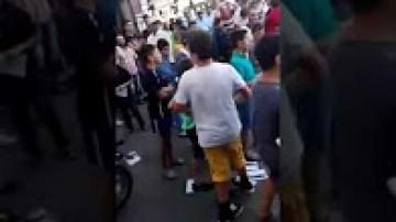 شاهد كيف تعامل شباب حي الدراوة مع حملة انتخابية بطنجة