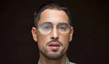 "لارتيست" يعلن اعتزاله الغناء للمرة الثانية في مسيرته