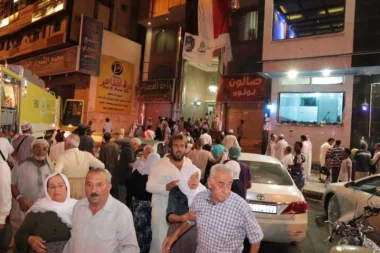 إجلاء مئات الحجاج إثر اندلاع حريق في فندق بمكة