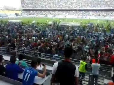 شغب خطير في مبارة اتحاد طنجة و الجمعية السلاوية