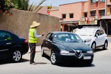 فيديو يعري من جديد فوضى "الگارديانات" بمراكش