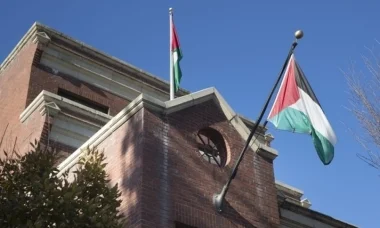 لهذا السبب.. ترامب يقرر اغلاق السفارة الفلسطينية في واشنطن