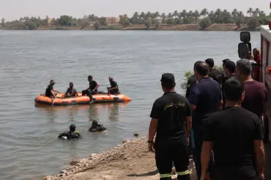 فاجعة في العراق.. وفاة 6 أفراد من أسرة واحدة أثناء محاولة إنقاذ طفل من الغرق
