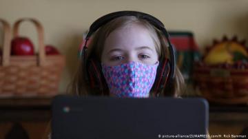 كيف أثر التعليم عن بعد على الأطفال في زمن كورونا؟