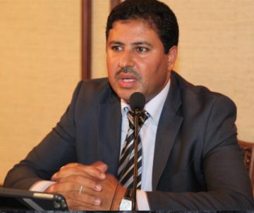 بعد "الأزمي" ... "حامي الدين" يهاجم الفايسبوكيين والمدونين الذين ينتقدون سياسة "البيجيدي"