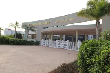 هل يهدد قبول أصحاب معدل 12 جودة تكوين الأطباء؟.. آراء متباينة تشعل مواقع التواصل
