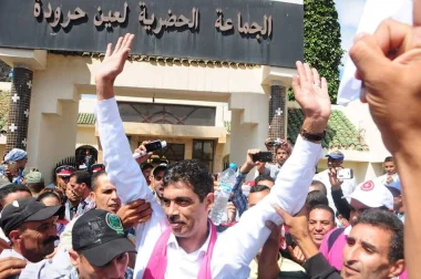 سابقة : رئيس مجلس بلدي يعرض كليتيه للبيع من اجل سداد ديون جماعته