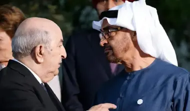 أول تعليق إماراتي بعد قرار الجزائر قطع العلاقات بين البلدين