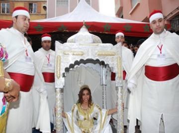 دنيا باطما تقيم حفل زفافها السبت القادم بفندق بالدار البيضاء