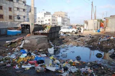 "الوسخ" يضع الدارالبيضاء في رتبة متأخرة ضمن المدن الغير مرغوب في زيارتها من طرف السياح