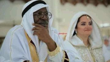 الفنان الشهير ألفا بلوندي يتزوج على "الطريقة الإسلامية"