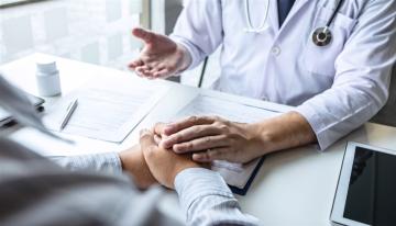 بيانات نصف مليون مريض سرطان تُعرض للبيع على منصة صينية