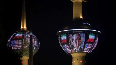 دولة عربية تُطفئ أنوار أبراجها حدادا على وفاة الرئيس بوش (فيديو)