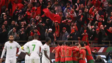 المضاربة على تذاكر "الأسود" نقطة سوداء في نسخة "كان المغرب".. "بنيس" يطالب بحلول عاجلة وعقوبات قاسية