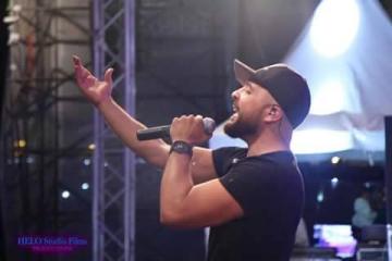 الدوزي يلقن درسا قاسيا لخليجيين أهانوا عاملا مغربيا بمطار أكادير