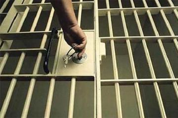 الافراج عن الاستاذ المتدرب المعتقل ومتابعته في حالة سراح