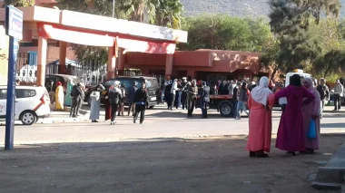 نايضة بين المستشفى الجهوي وشرطة المرور وهذا هو السبب !