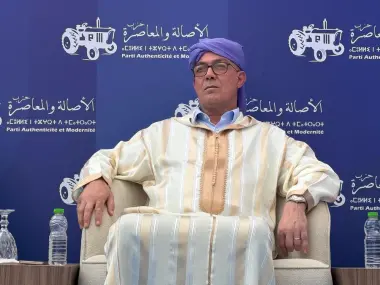 من فكيك..لقجع يواصل تقديم برنامج البام ويوجه رسائل قوية لخصومه في الانتخابات التشريعية