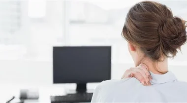 7 أسباب غير متوقعة لآلام الرقبة