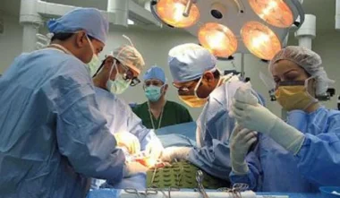 إجراء أول عملية ناجحة لزرع النخاع العظمي لفتاة بالمستشفى الجامعي محمد السادس بمراكش