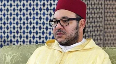 الملك يترأس حفلا دينيا بمناسبة مرور 19 سنة على وفاة الملك الحسن الثاني