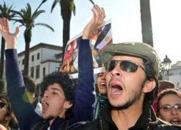 شباب 20 فبراير ينفون علاقتهم بأحداث العنف 