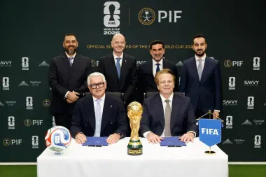 صندوق الاستثمارات العامة السعودي يعزز حضوره في مونديال 2026 بشراكة جديدة مع “فيفا”