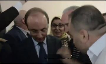 رئيس بلدية الناضور لوزير الصحة: مابغيناش الفلوس بغينا غير التوقيع ديالك