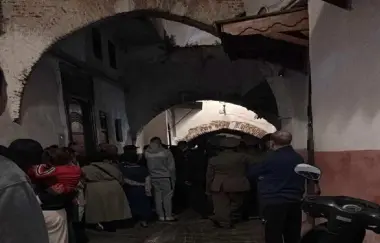 غياب رئيس جماعة تطوان عن فاجعة انهيار منزل بالمدينة القديمة يثير تساؤلات حول التواصل وتدبير الأزمات