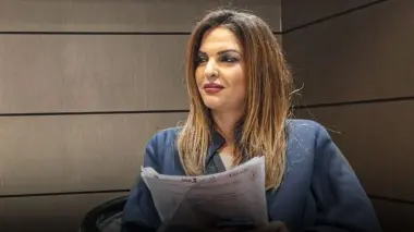 بعد انتقالها من البام إلى الدستوري.. القضاء الإداري يجرد كنزة الشرايبي من عضوية مجلس جماعة الدار البيضاء