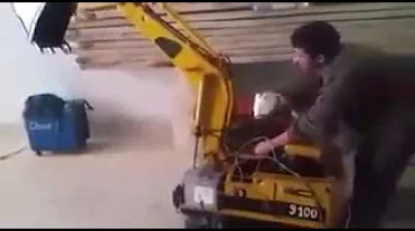 برافــو.. شاب مغربي « أبكم » يبتكر آلة حفر بشيشاوة