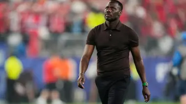 بعد خيبة المونديال.. الاتحاد السنغالي يطيح بمدربه "باب تياو"