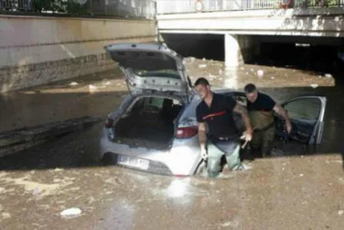فرنسا: ارتفاع عدد ضحايا سيول الريفيرا إلى 16 قتيلا وفقدان خمسة أشخاص