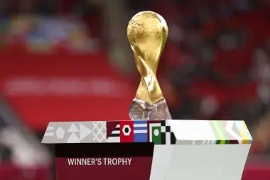 ستجربها في كأس العرب.. الفيفا تعلن عن قرار ثوري لمحاربة تضييع الوقت خلال المباريات