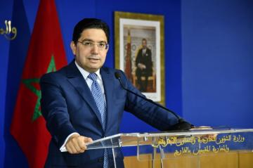 بالفيديو: وزير الخارجية المغربي ناصر بوريطة يصل إلى الجزائر