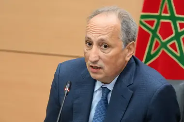 تلاميذ بدون أستاذ للفرنسية منذ بداية الموسم بالحسيمة وأولياء الأمور يقاطعون الدراسة