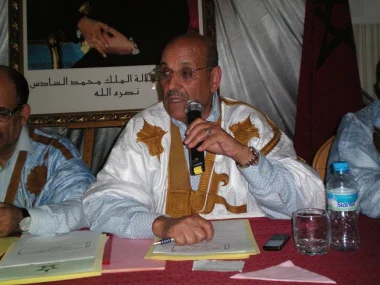 هذه هي مداخلة الاستقلالي ولد الرشيد حول قضية الصحراء و التي دفعت بنكيران إلى معانقته بحرارة