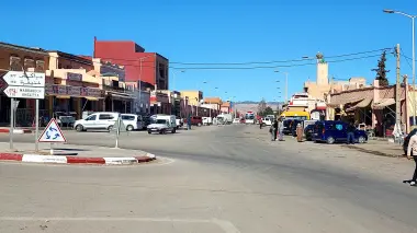 خمسيني يقتل نادلًا ويرسل زوجته للإنعاش ضواحي ميدلت