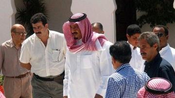 924 غرفة فندق و450 سيارة... تفاصيل رحلة العاهل السعودي الصيفية الى طنجة