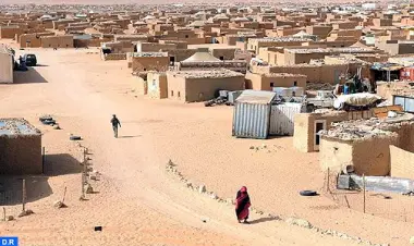 بين العودة للمغرب أو البقاء في الجزائر أو التوطين ببلد ثالث.. مقترح مغربي لإنهاء معاناة صحراويي تندوف