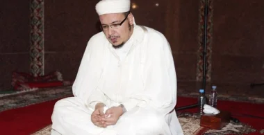الشيخ القزابري يوجه رسالة اعتذار