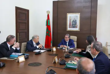 عاجل..الحكومة تطلق دعماً استثنائياً جديداً لمهنيي النقل لمواجهة غلاء المحروقات